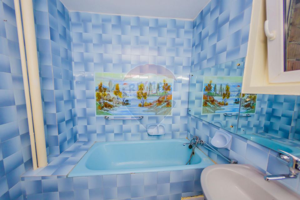 Casă de închiriat lângă parc – potrivită pentru centru / birouri