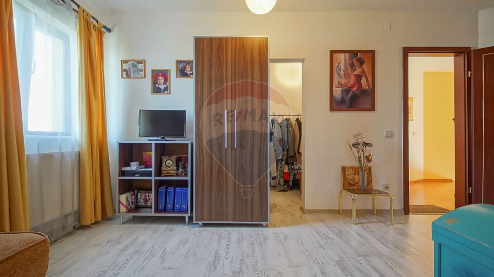 Casă / Vilă de vânzare în Râșnov, afacere-Pensiune clasificată