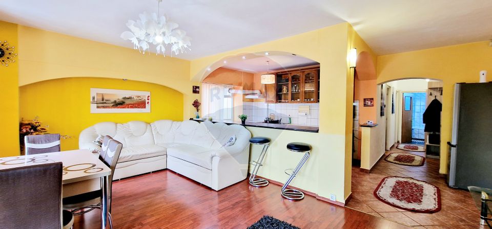 Închiriere apartament 3 camere, Brașov, central, Pet Friendly