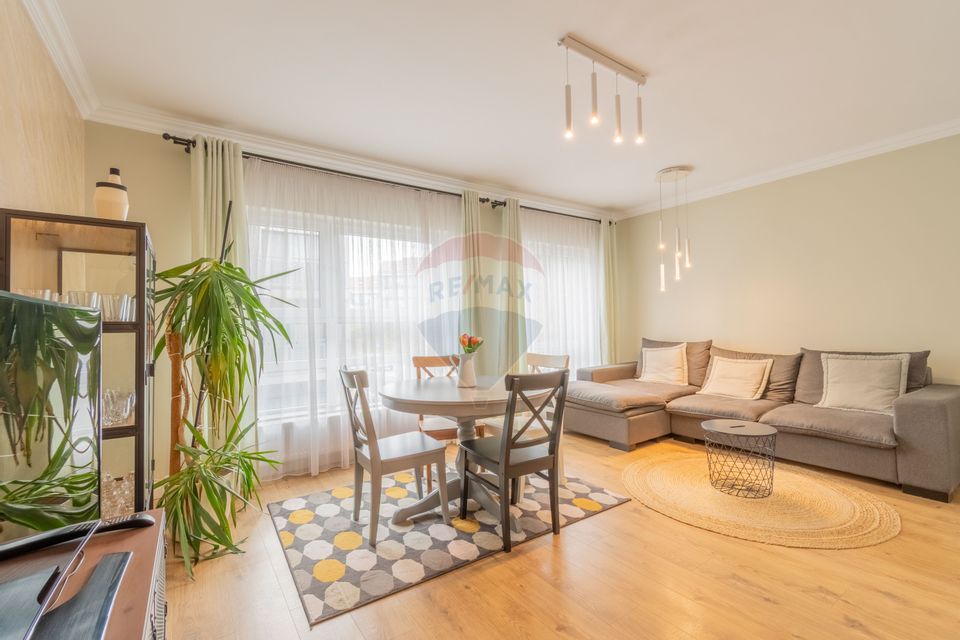 Penthouse de inchiriat cu terasa si jacuzzi | Donath Park