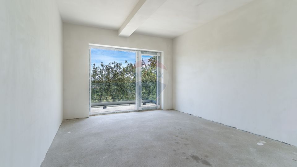 Casa individuala, 5 camere, 60mp terase, teren 750mp,comision 0