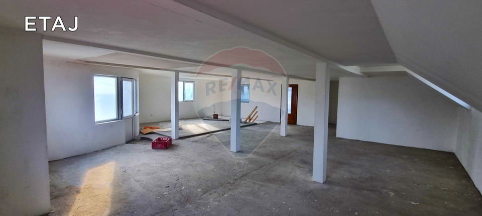 4 room House / Villa for sale, Ultracentral area