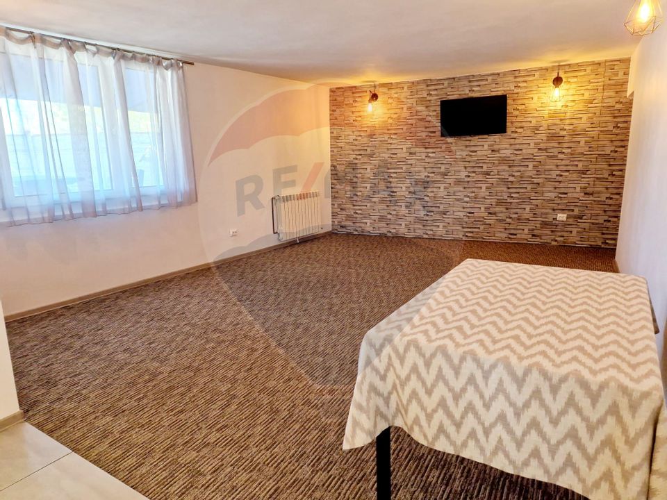 8 room Hotel / Pension for sale, Exterior Vest area