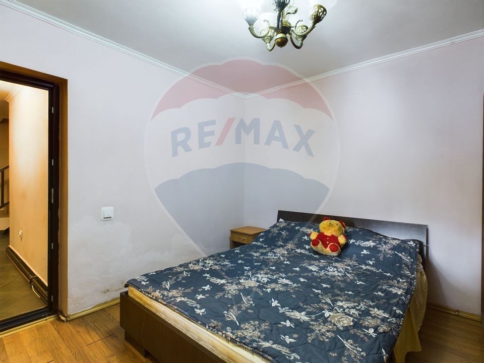 Vila individuala si teren in Sector 2 la pret excelent