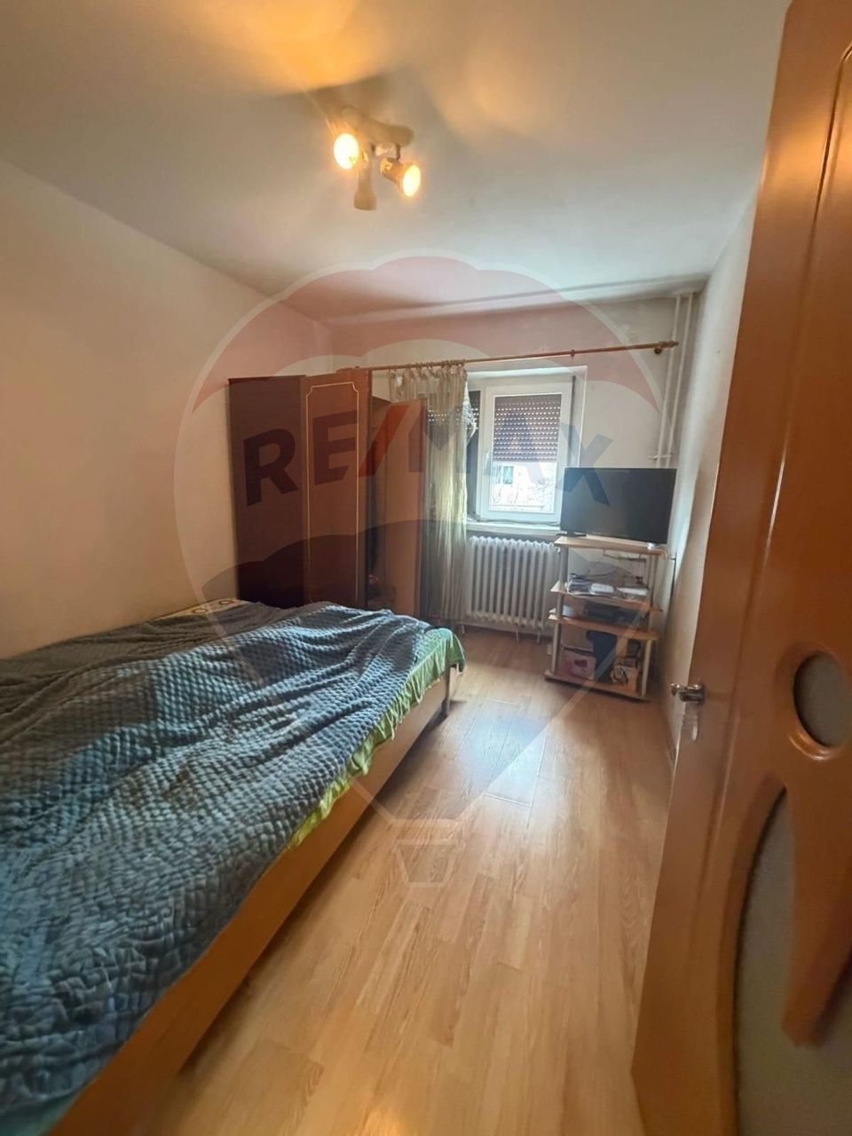 3 decomandate, etaj 3/4, 73mp, bilateral