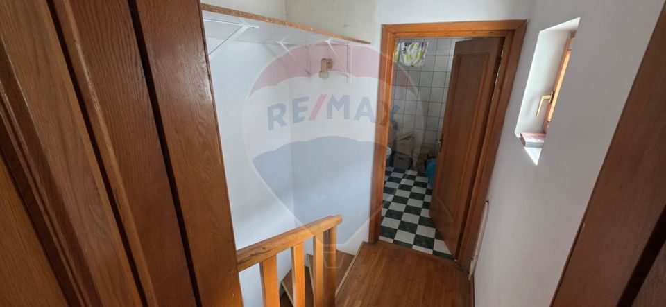 5 room House / Villa for sale, Grivita area