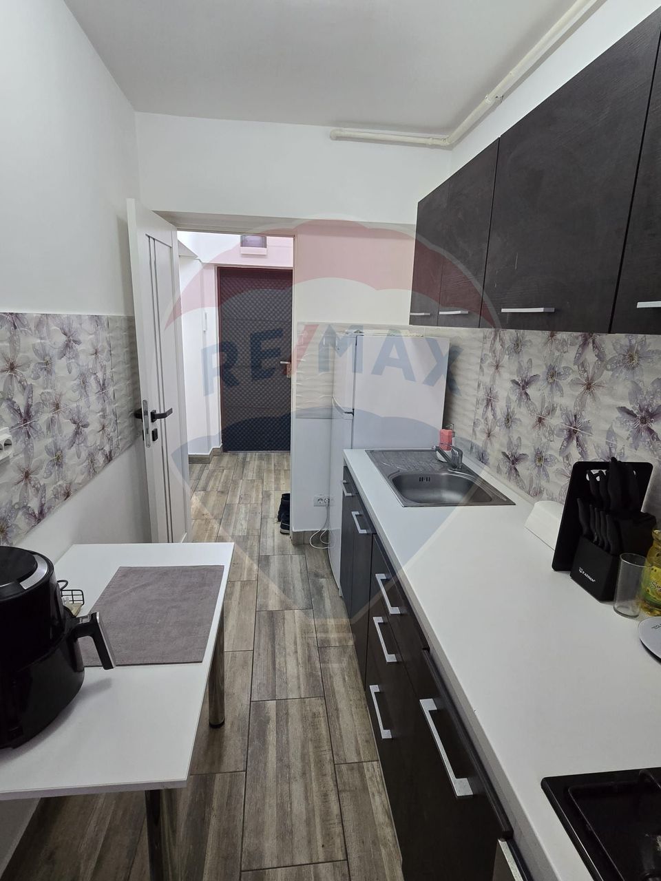 DE VANZARE Apartament 2 camere RENOVAT 2024