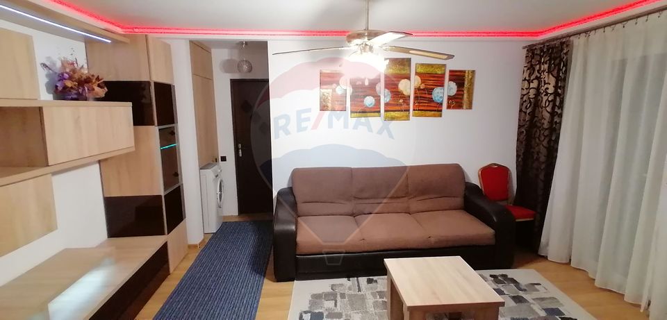 Apartament cu 3 camere de inchiriat in zona Manastur