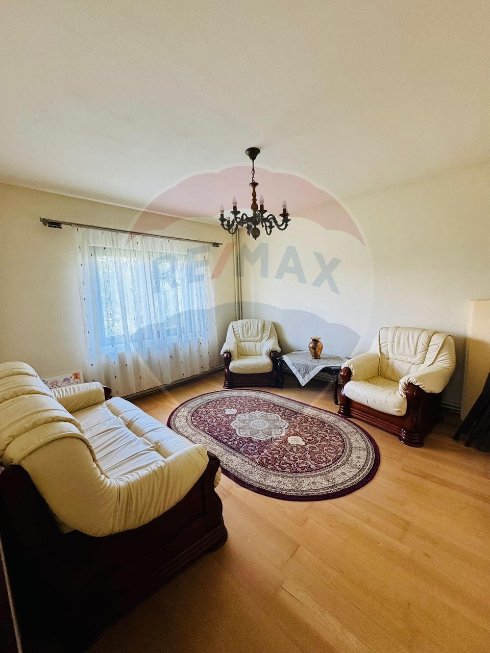 5 room House / Villa for sale, Sud-Est area