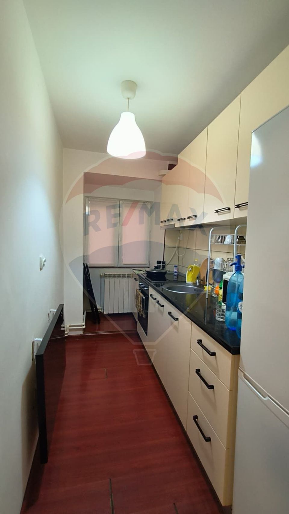 Apartament cu 2 camere de vânzare în zona Micro 21, Galați
