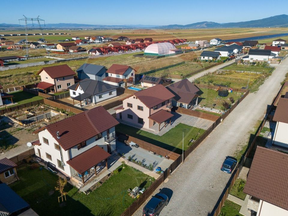 Casă single cu curte generoasă – Cartier Izvor, Brașov