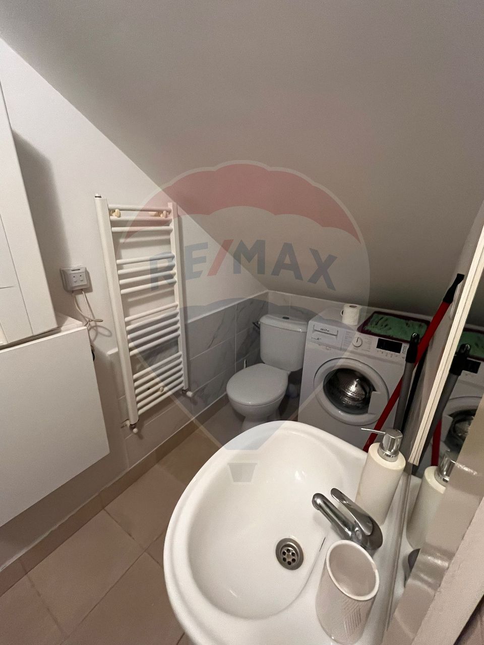 2 room Apartment for rent