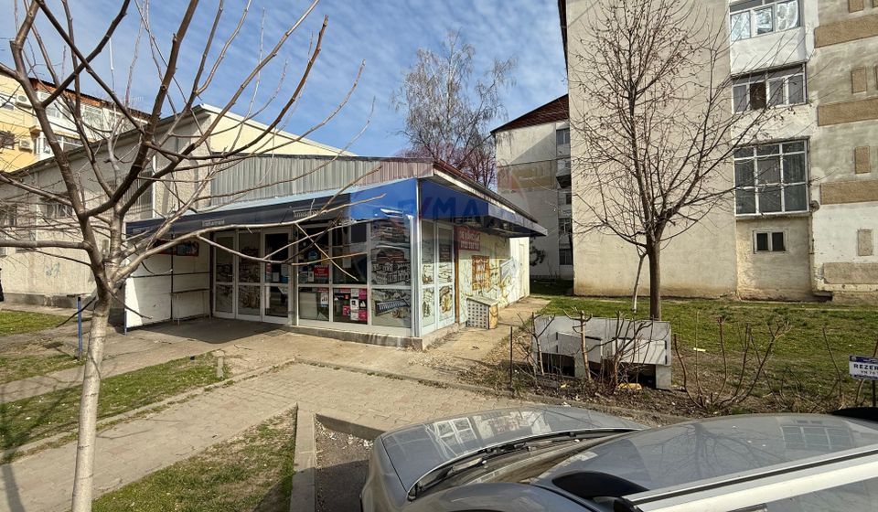 59sq.m Commercial Space for sale, Sud area