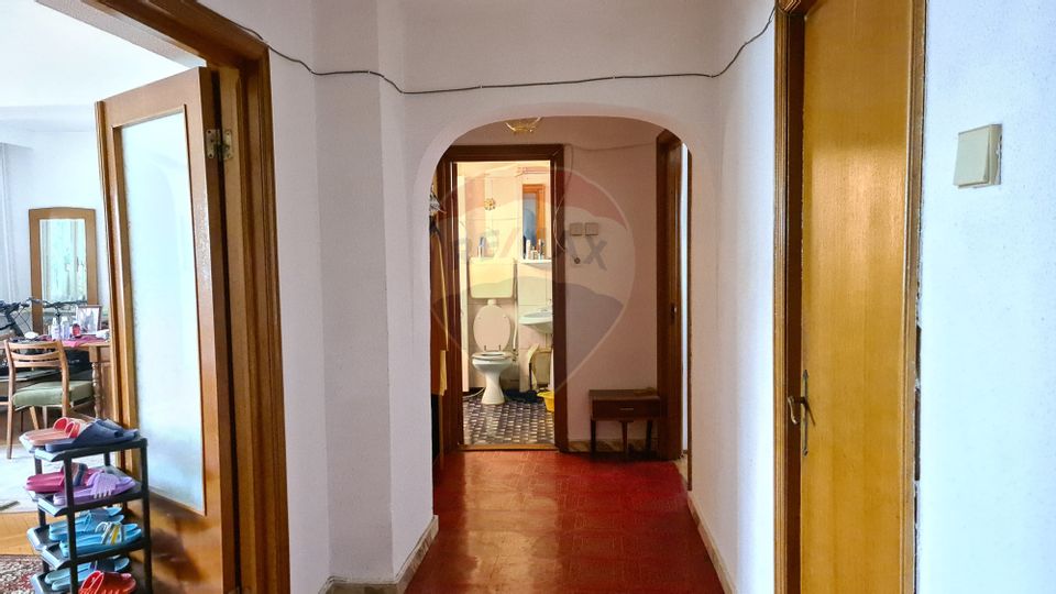 3 room Apartment for sale, Titulescu area