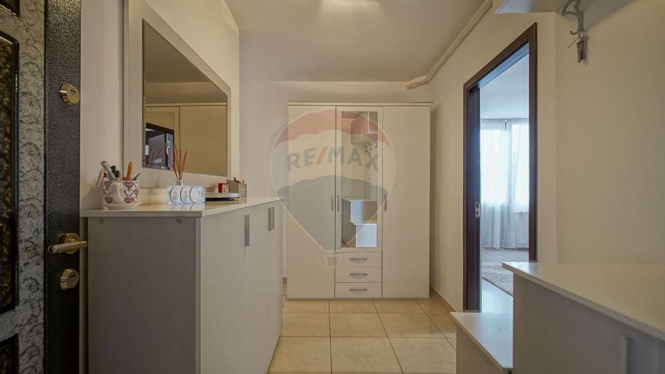 Comision zero! Apartament cu 3 camere de vânzare în zona Grivitei