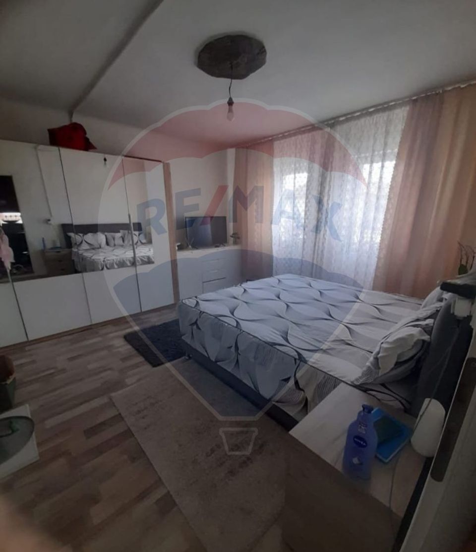 Casă Chisineu Cris cart.Padureni