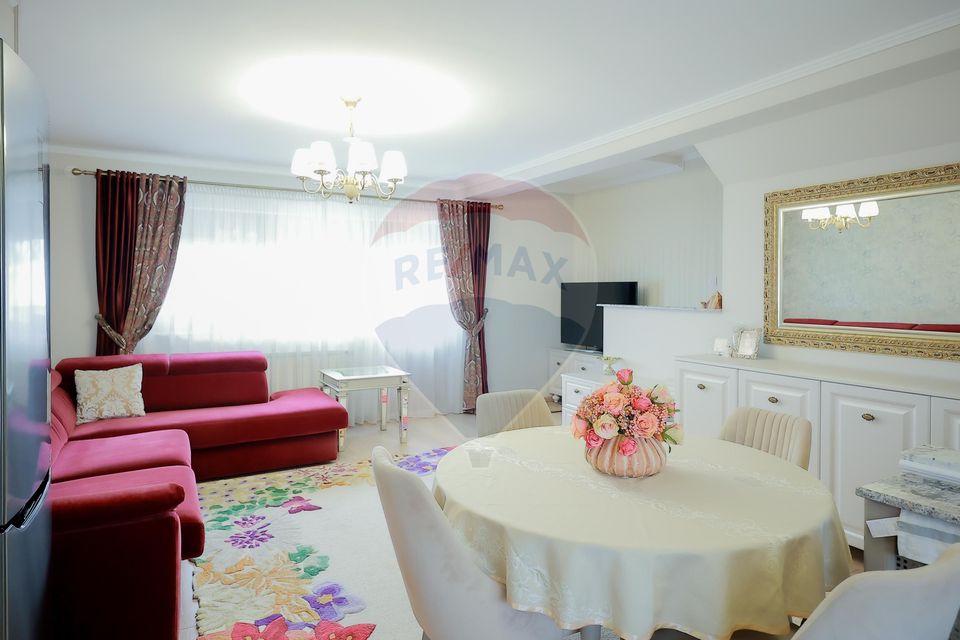 Casă de vânzare cu 4 camere în cartierul Beverly Hills, Sânmartin