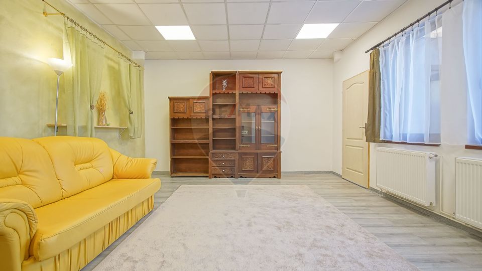 Apartament la casă cu curte proprie | Timișu de Jos | Comision 0