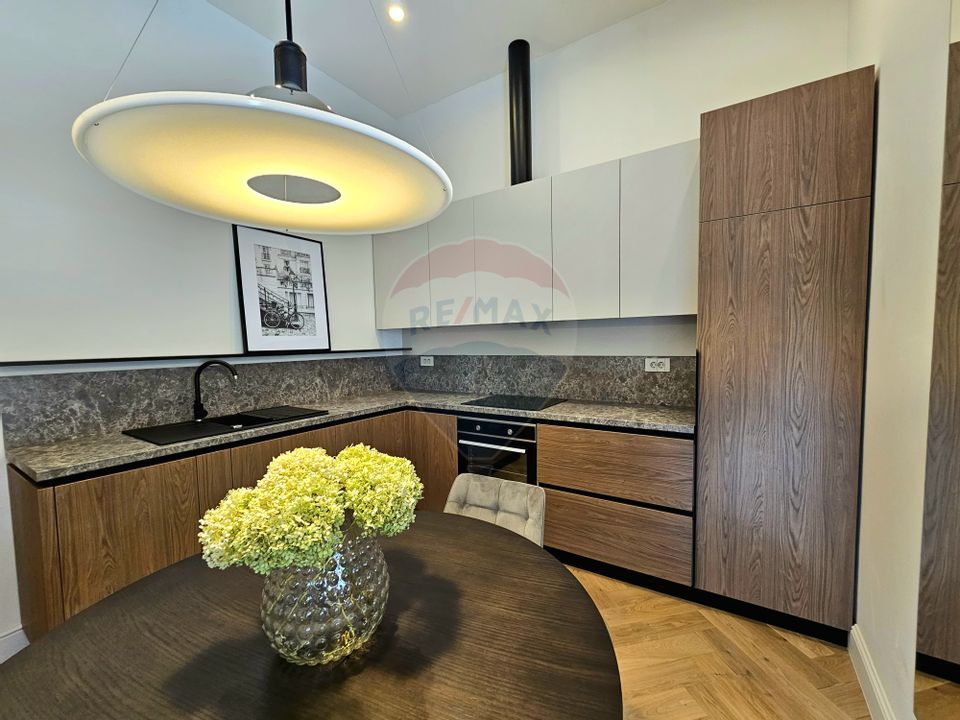 Apartament ULTRAFINISAT cu 2 camere, parcare de închiriat Ultracentral