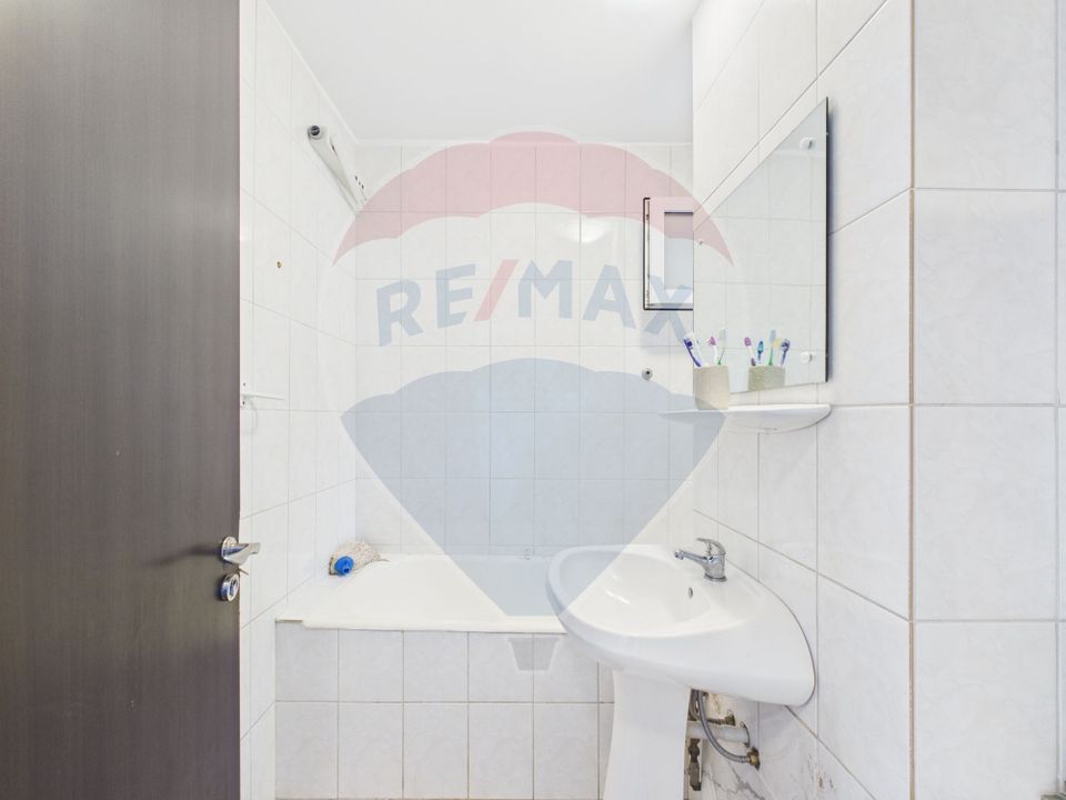 Apartament 4 camere cu vedere superbă la Lacul Tei
