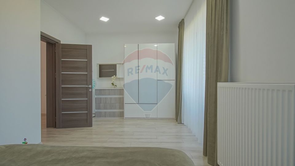 4 room House / Villa for sale