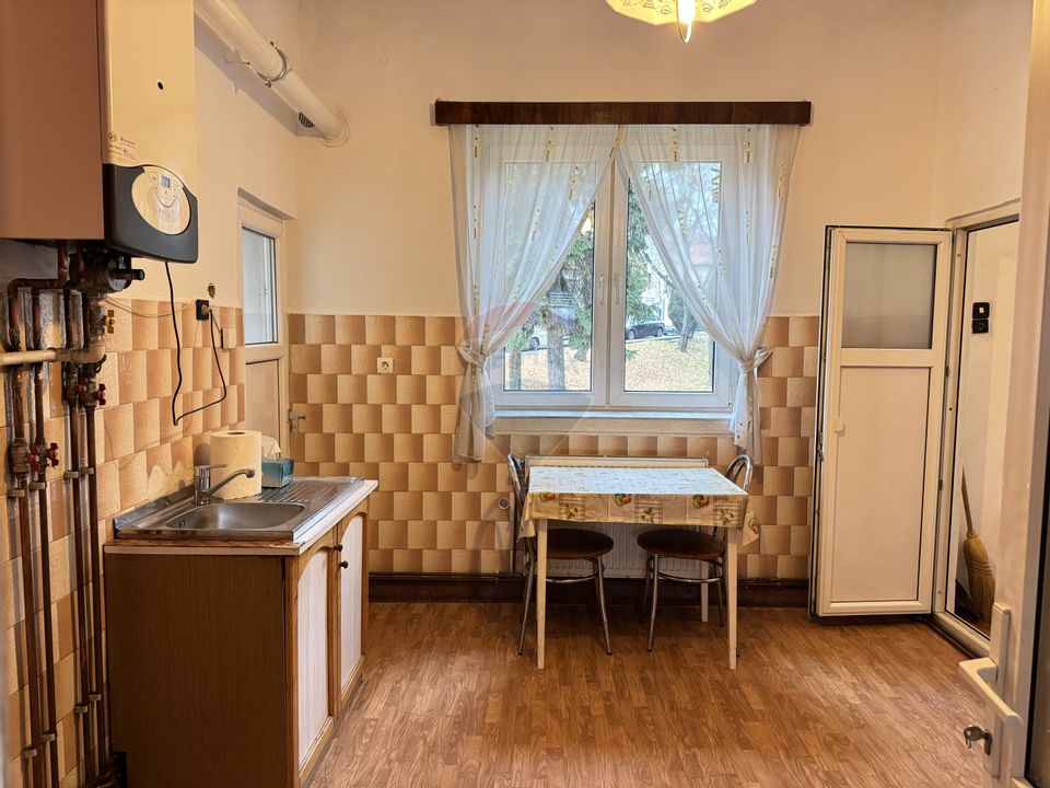 De Vânzare: Apartament 2 camere, decomandat – Calea Turzii