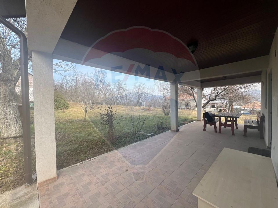 Casă / Vilă Maruntisu - Patarlagele Buzau