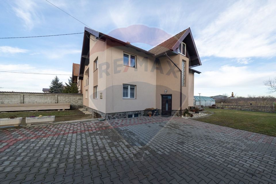 7 room House / Villa for sale, Central area