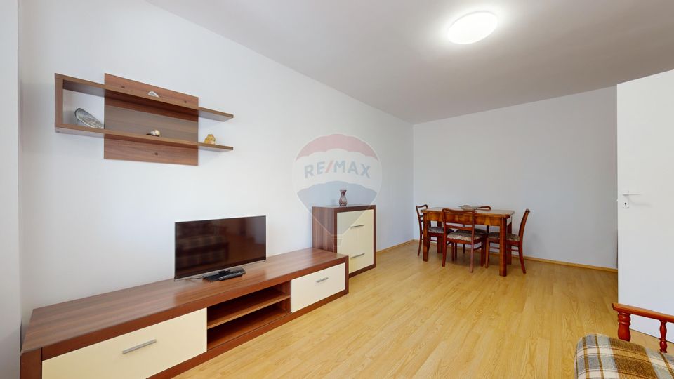 2 room Apartment for rent, Centrul Civic area