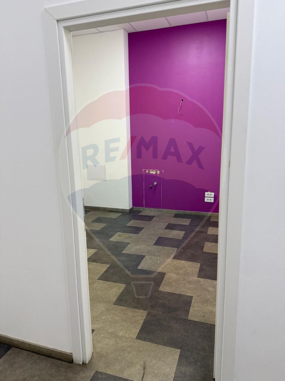 De vanzare | Spatiu comercial 92 mp | Strada Vasile Lascăr