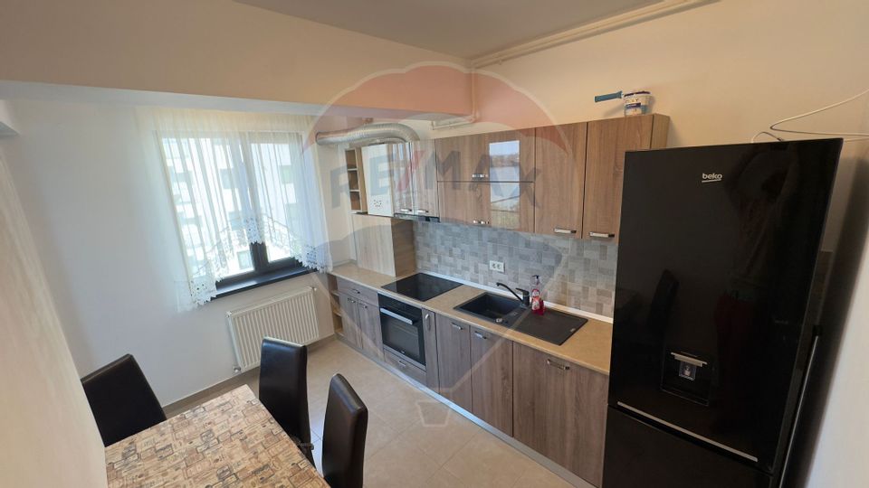 Apartament cu 3 camere de închiriat la Lacul Morii