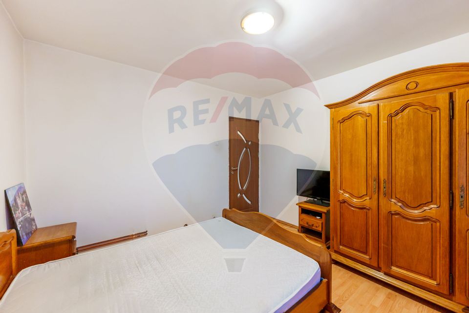 Apartament cu 2 camere de închiriat în zona Intim