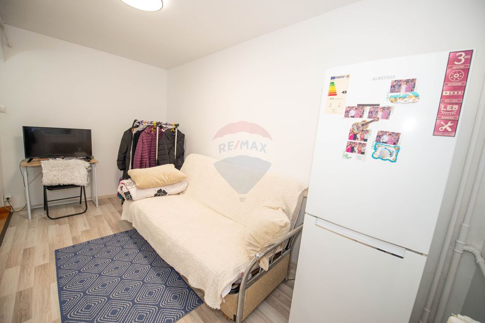 Garsoniera de vanzare,15 mp utili in zona Piata Resita, Berceni Luica