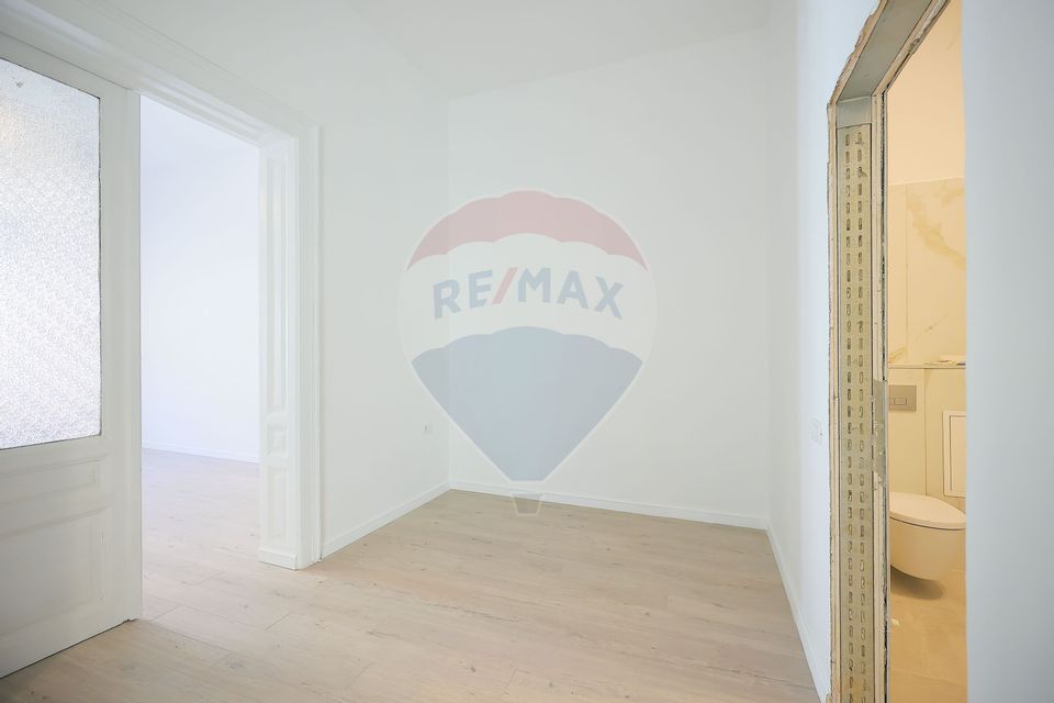 Apartament cu 2 camere de vânzare în zona Ultracentralǎ