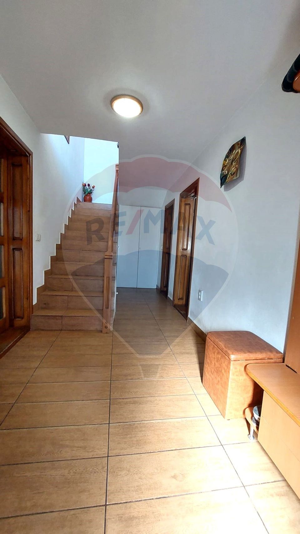 Sale duplex 4 rooms, central, garage, courtyard Darza, Buftea