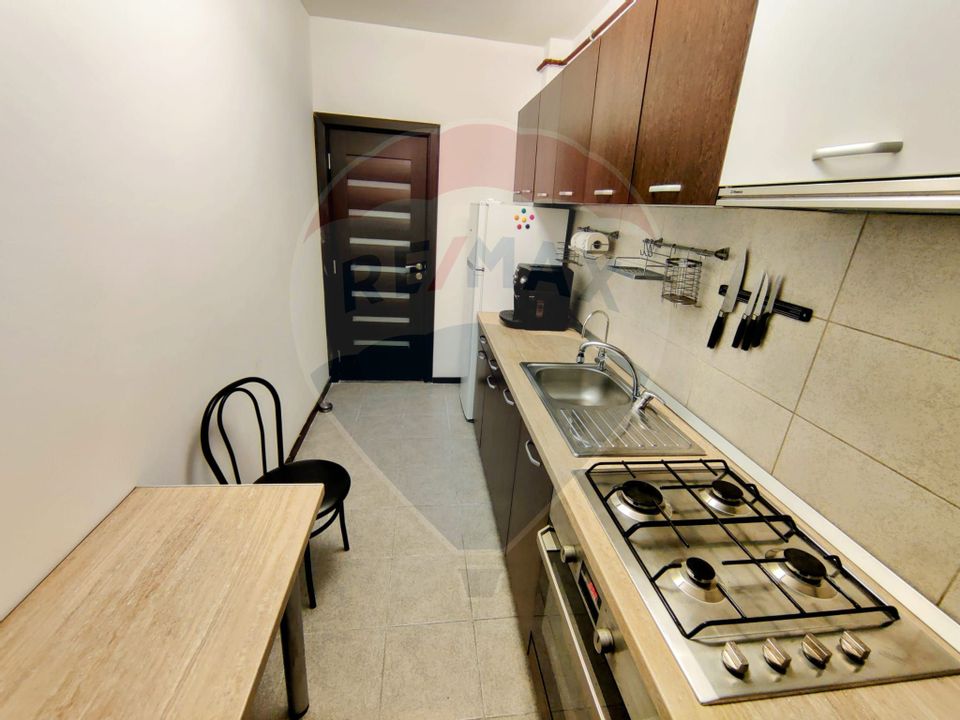 Apartament cu 2 camere de vânzare Dambul Rotund