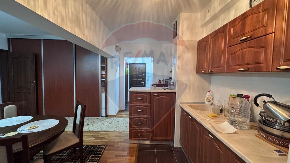 Apartament 4 camere prima inchiriere - Tiglina I - Vedere la Dunare