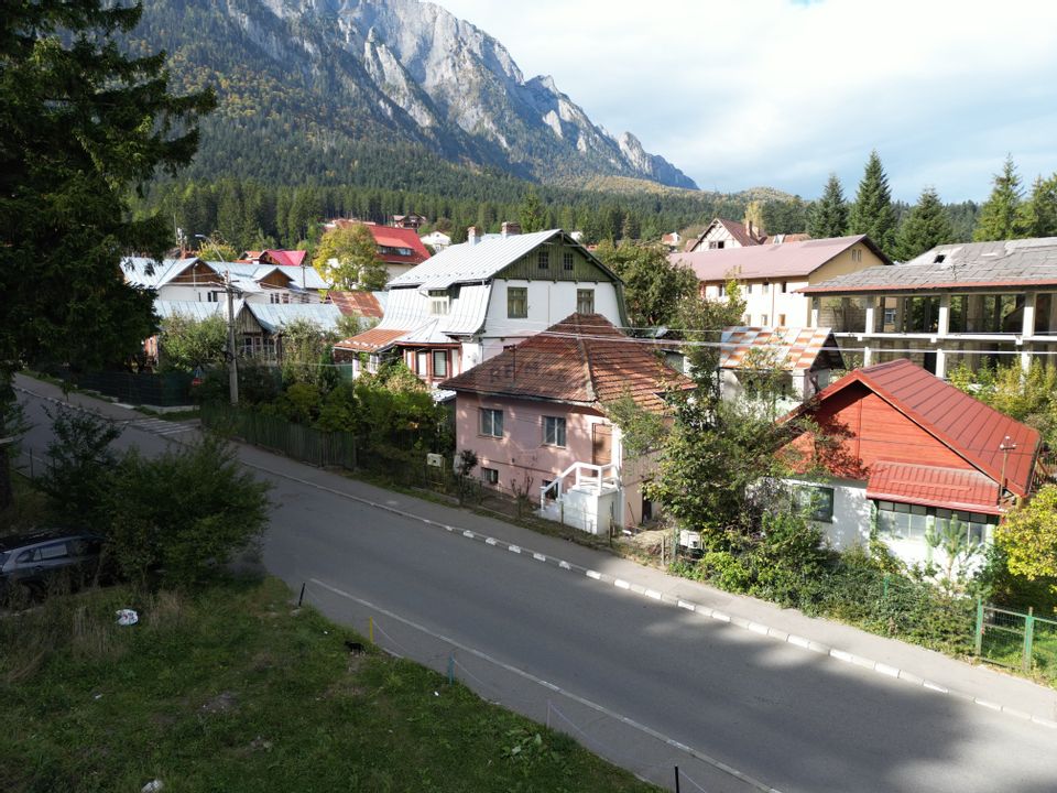 Casă in centrul statiunii Busteni