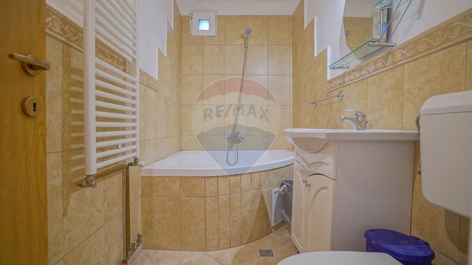 Apartament cu 2 camere, Centrul Civic, Brasov