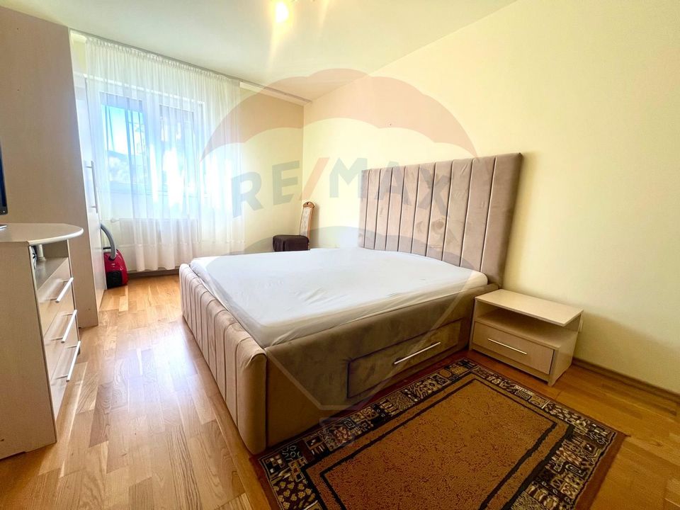 De închiriat apartament cu 4 camere, zona Dacia