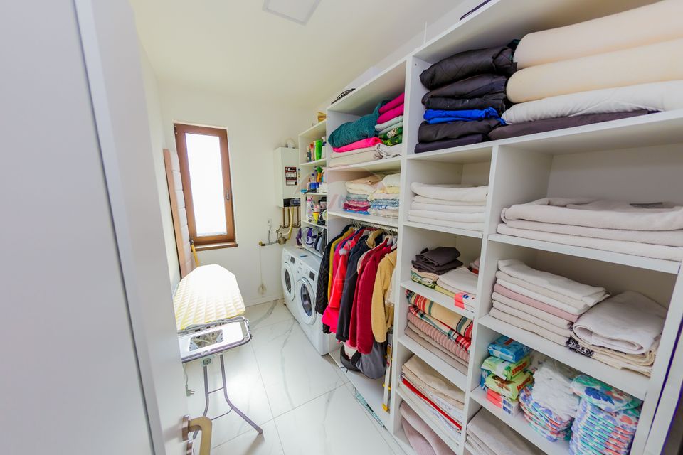 4 room House / Villa for sale