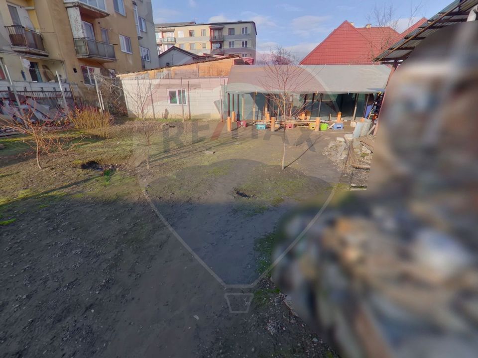 6 room House / Villa for sale, Vest area