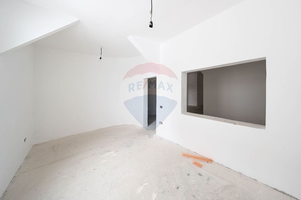 1,500sq.m Industrial Space for sale, Grivitei area