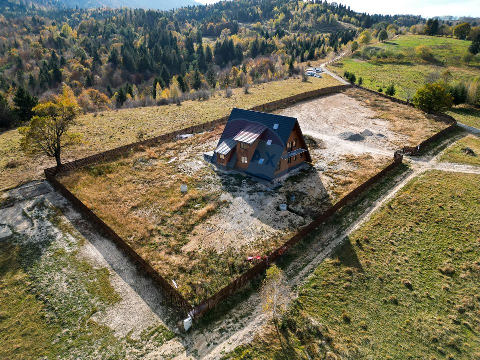 Vilă superba A-Frame cu vedere panoramică catre Varful Omu si Bucegi