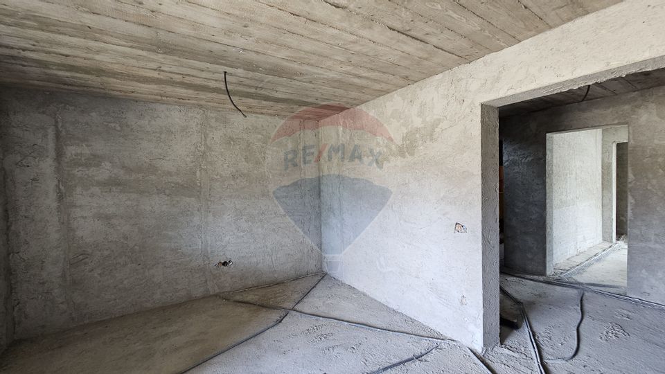 Casă / Vilă, teren 1700mp,  în Lisaura-Ipotești, Suceava