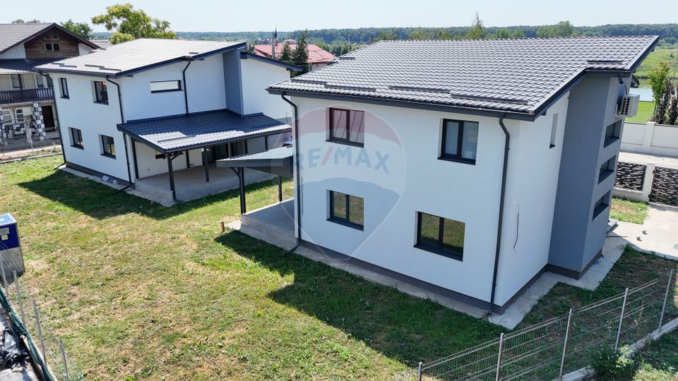 5 room House / Villa for sale