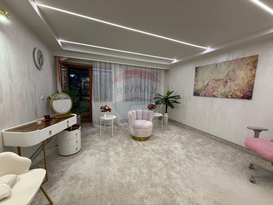 De inchiriat Casă / Vilă 7 camere + curte zona Vatra Luminoasa