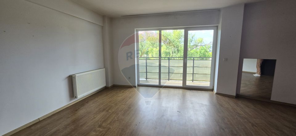 Apartament cu 3 camere de vânzare, de 122mp, zona Iris,