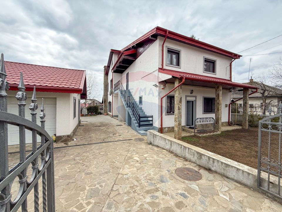 9 room House / Villa for sale