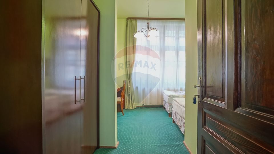 Pensiune cu vechime și prestigiu, Centrul Istoric